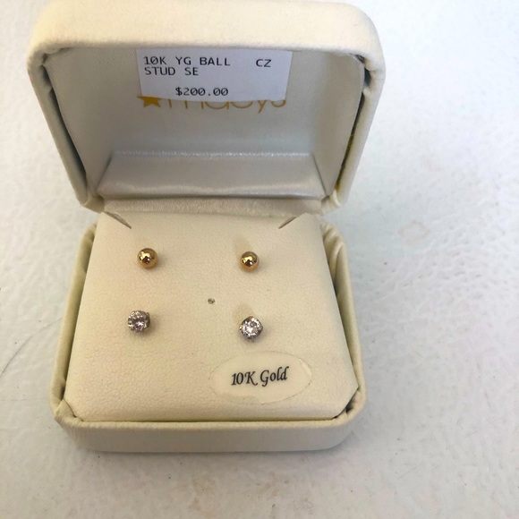 10K yellow gold ball studs/cubic zirconium stud SE - Picture 1 of 6